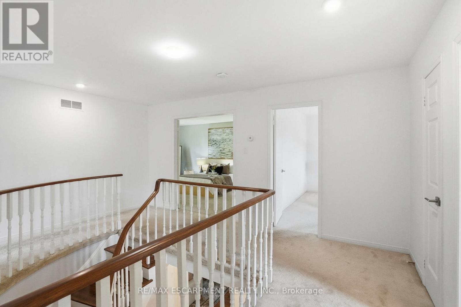 133 Warner Drive, Oakville, Ontario  L6L 6G7 - Photo 24 - W13433802