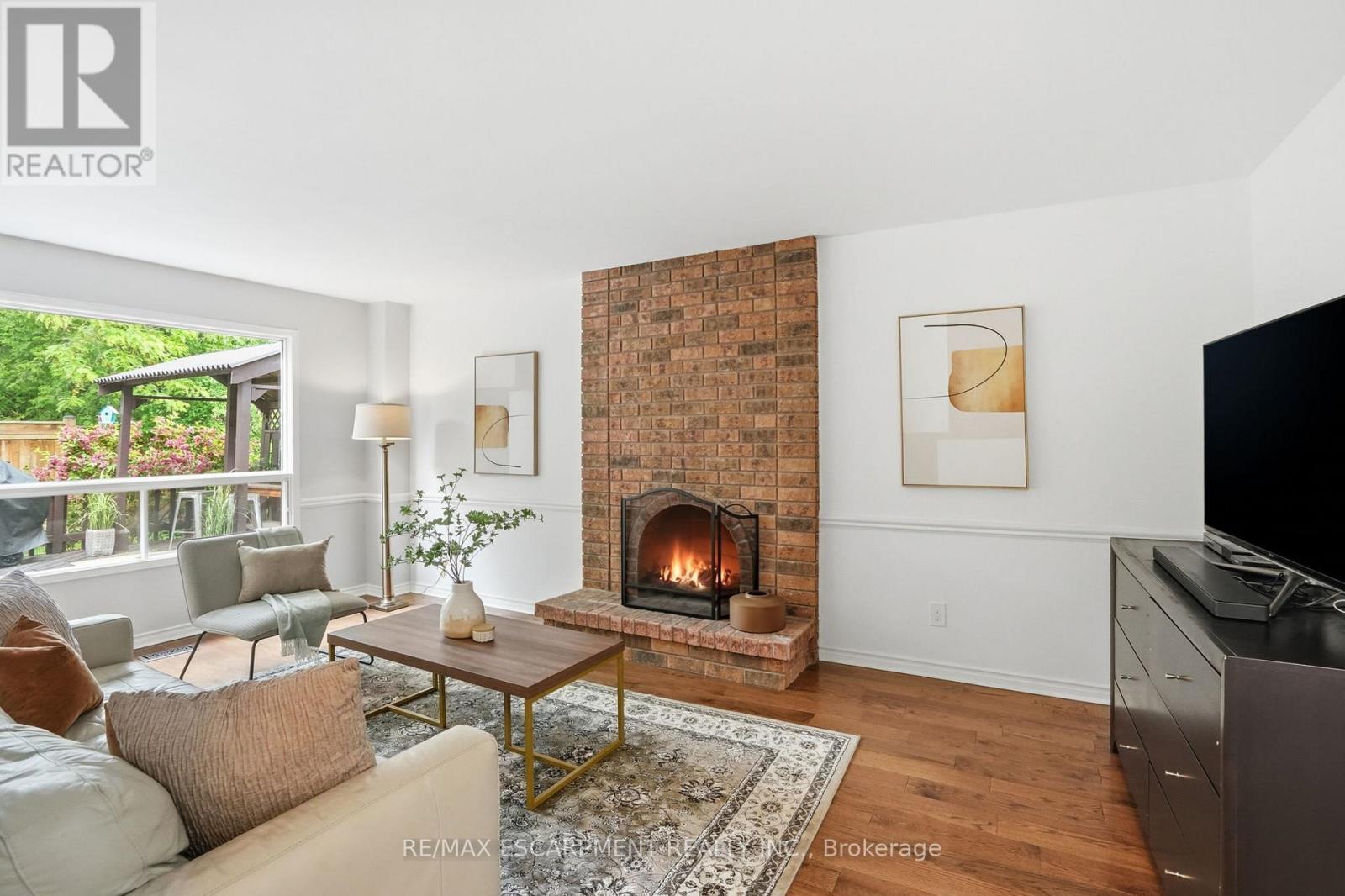133 Warner Drive, Oakville, Ontario  L6L 6G7 - Photo 6 - W13433802