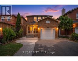 82 MICHIGAN AVENUE, Brampton, Ontario