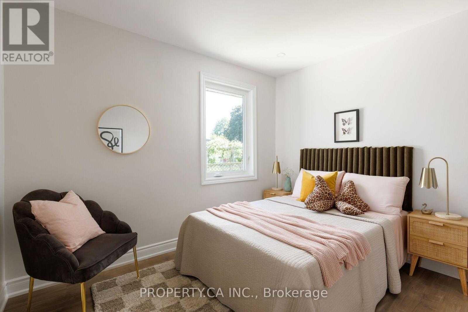 18 Alhart Drive, Toronto, Ontario M9V 2M9 - Photo 11 - W13433830