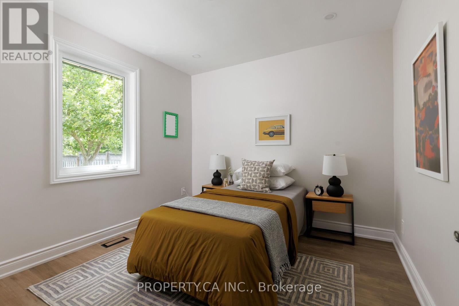 18 Alhart Drive, Toronto, Ontario M9V 2M9 - Photo 14 - W13433830
