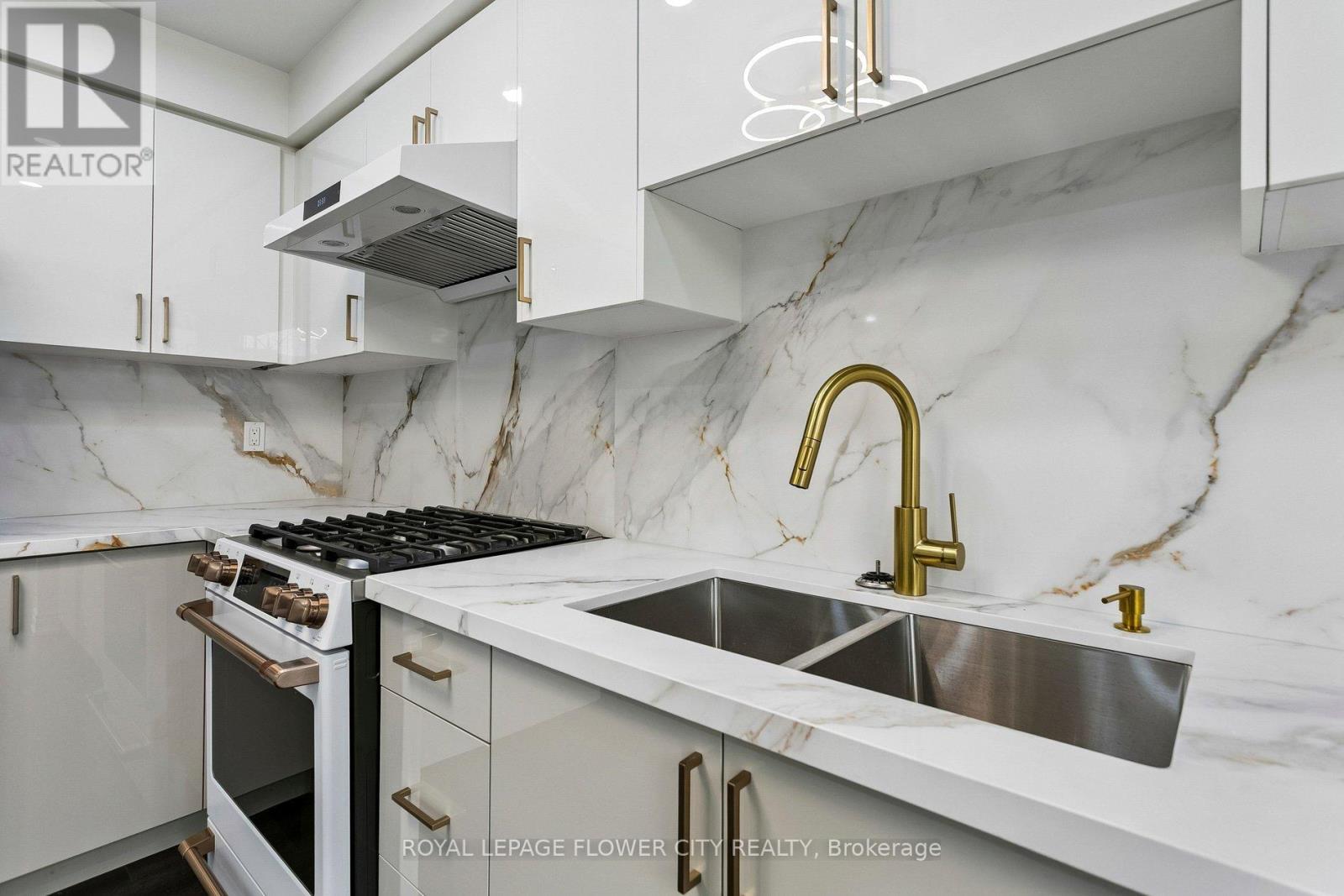 99 Cordgrass Crescent, Brampton, Ontario  L6R 1Z8 - Photo 9 - W13137478