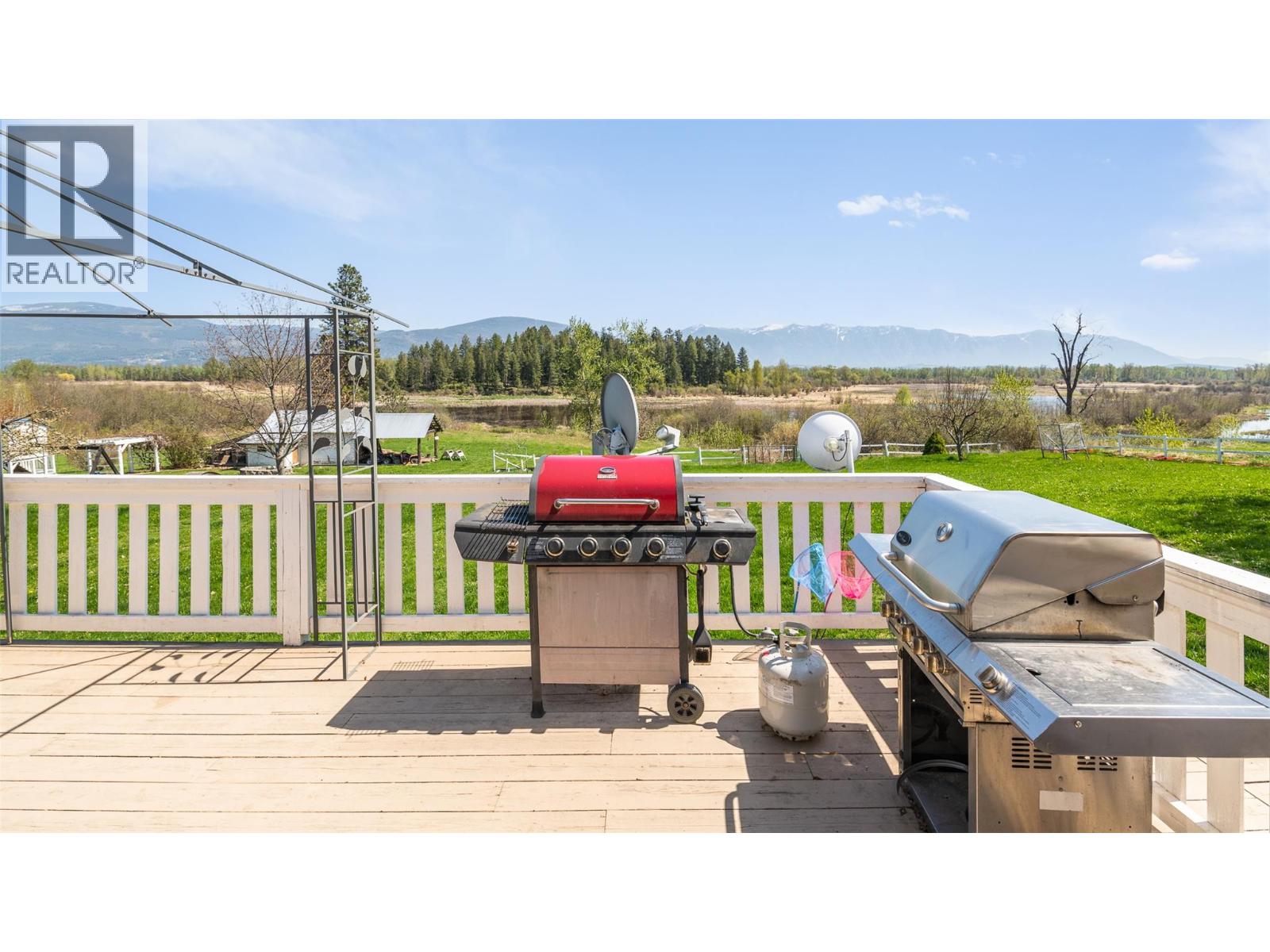 1534 West Creston Road, Creston, British Columbia V0B 1G7 - Photo 3 - 10390698