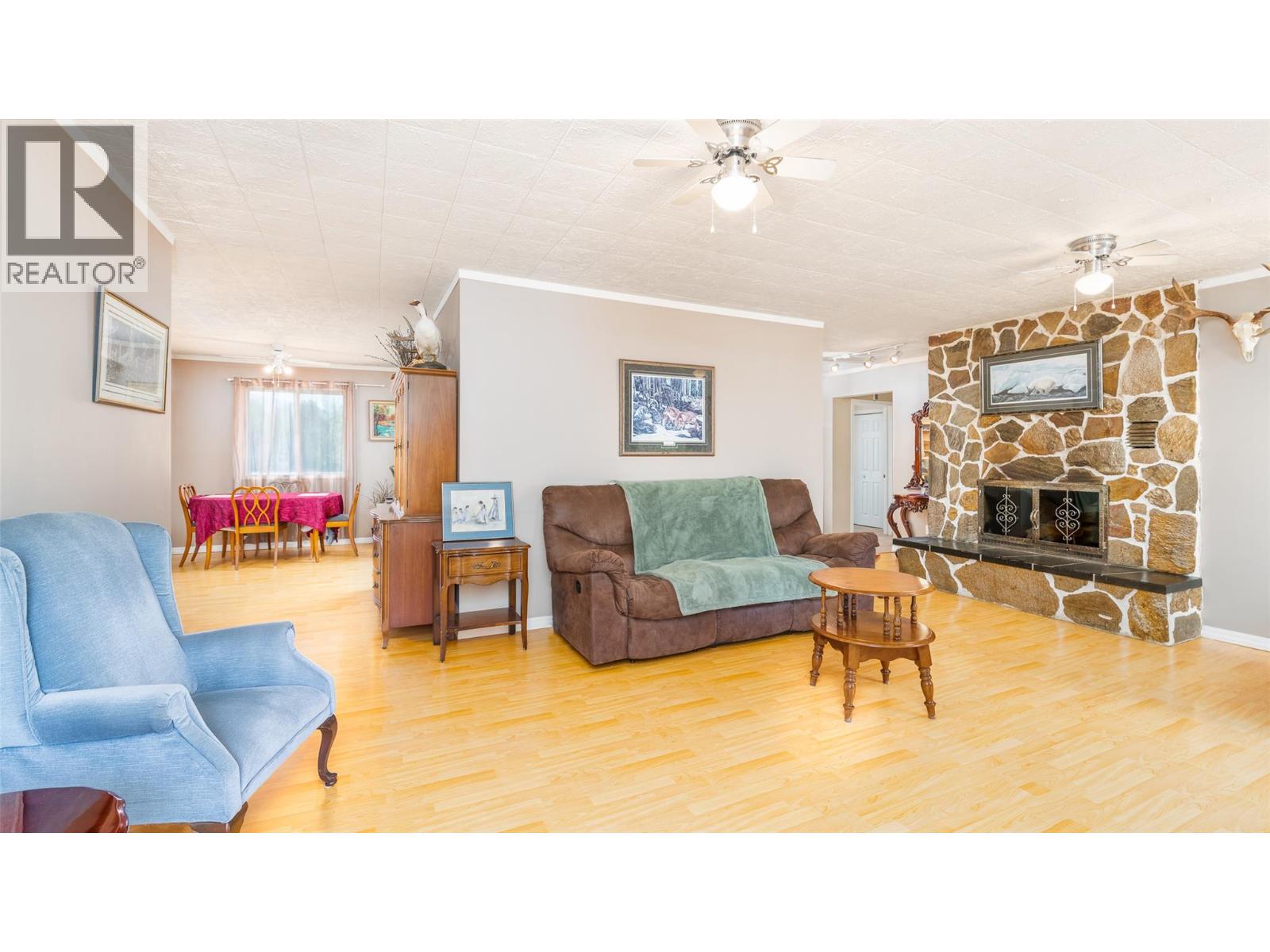 1534 West Creston Road, Creston, British Columbia V0B 1G7 - Photo 6 - 10390698