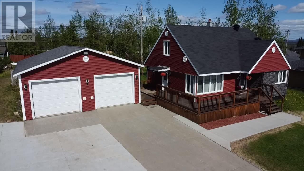 305 Gilbert Avenue, Labrador City, Newfoundland & Labrador