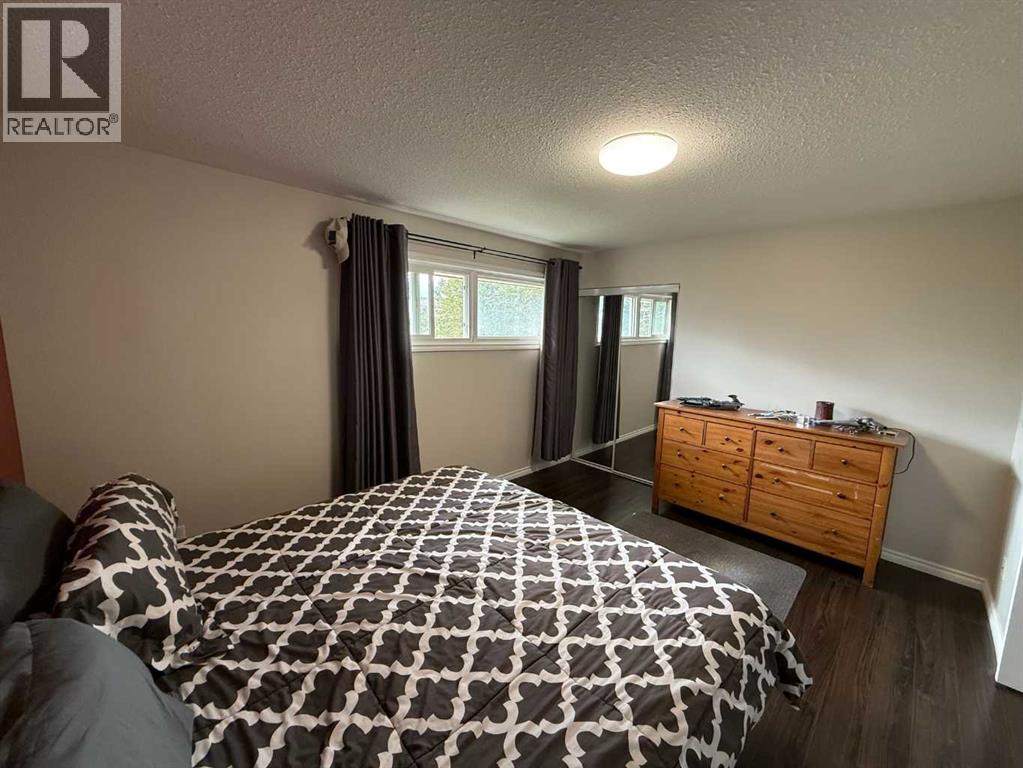 43, 114 Hardisty Avenue, Hinton, Alberta  T7V 1B5 - Photo 9 - A2259443