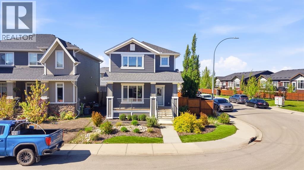 62 Fireside Circle, Cochrane, Alberta  T4C 0Z5 - Photo 2 - A2319649