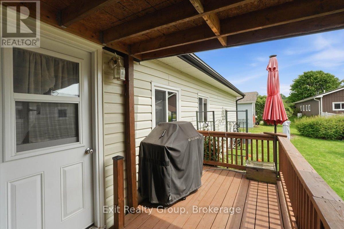 12 Park Lane, Quinte West, Ontario  K8N 2G6 - Photo 19 - X13433930
