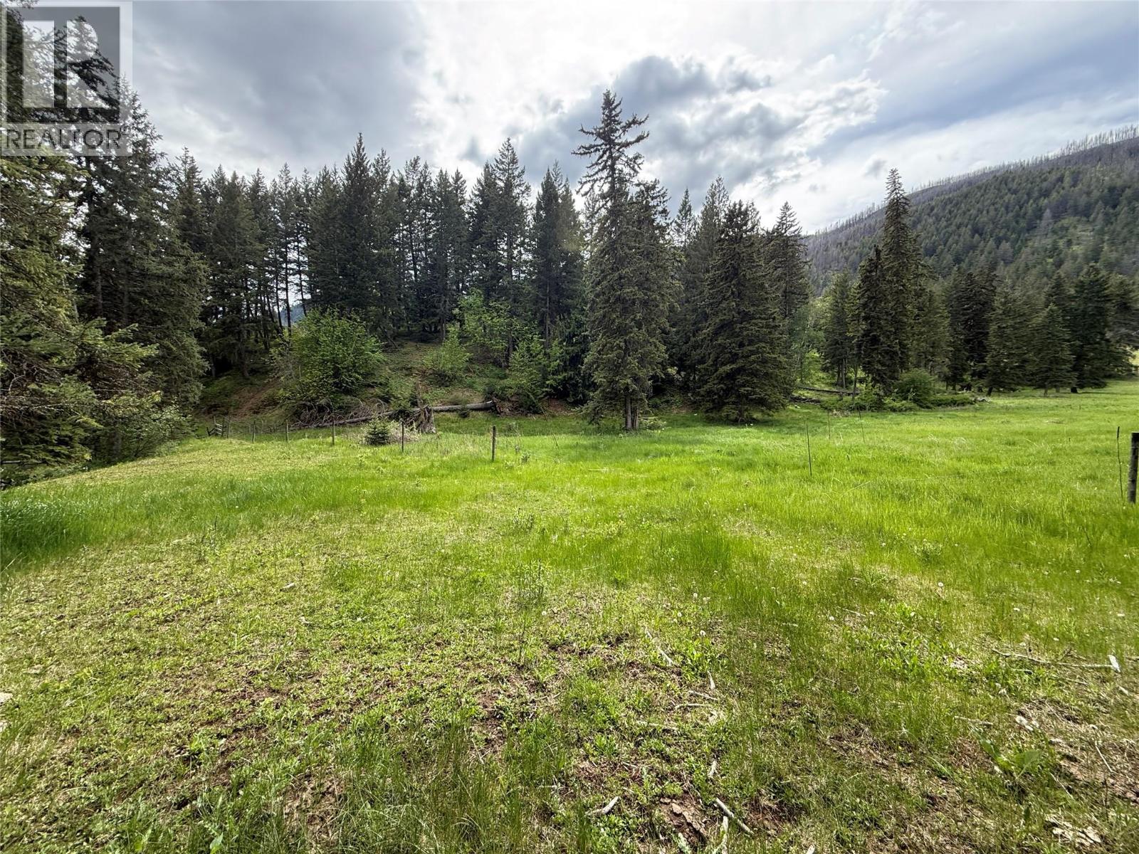 306 Irish Creek Road S, Vernon, British Columbia  V1H 2A4 - Photo 22 - 10390114