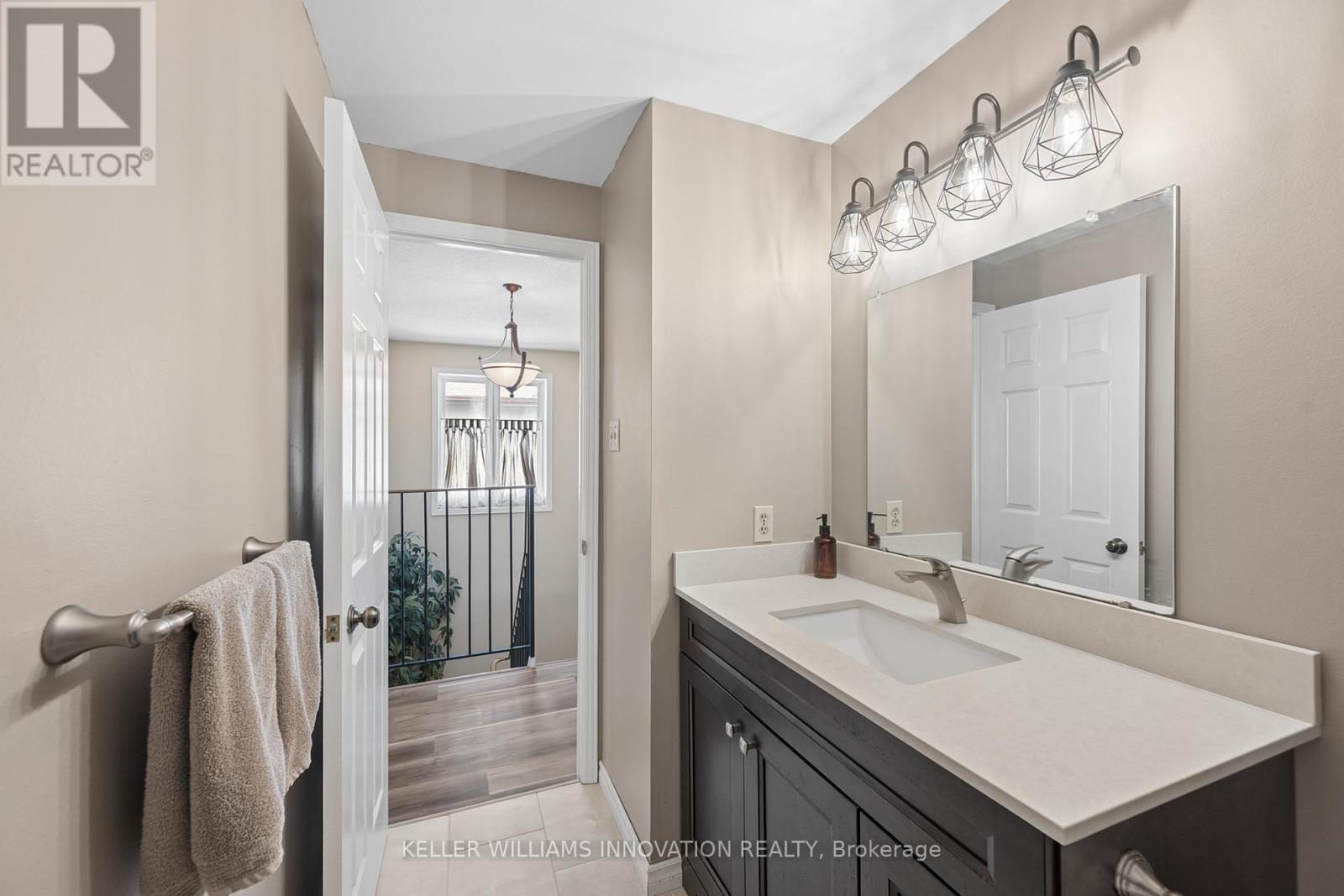 8 - 236 Kingswood Drive, Kitchener, Ontario  N2E 2K2 - Photo 39 - X13433756