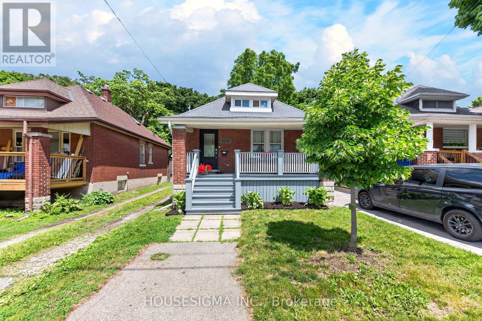 1296 YORK STREET, London East, Ontario