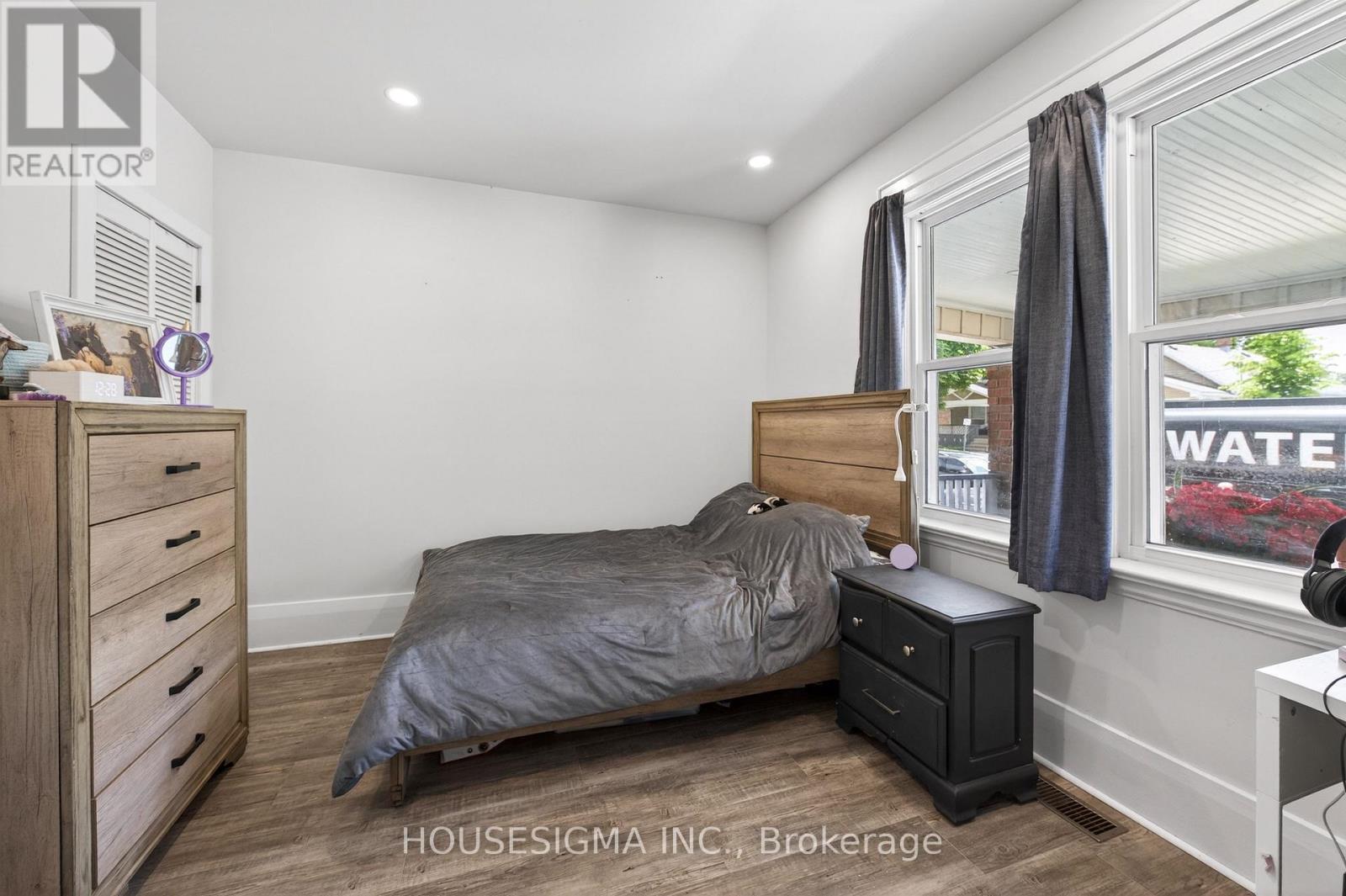 1296 York Street, London East, Ontario  N5W 2V4 - Photo 15 - X13433968