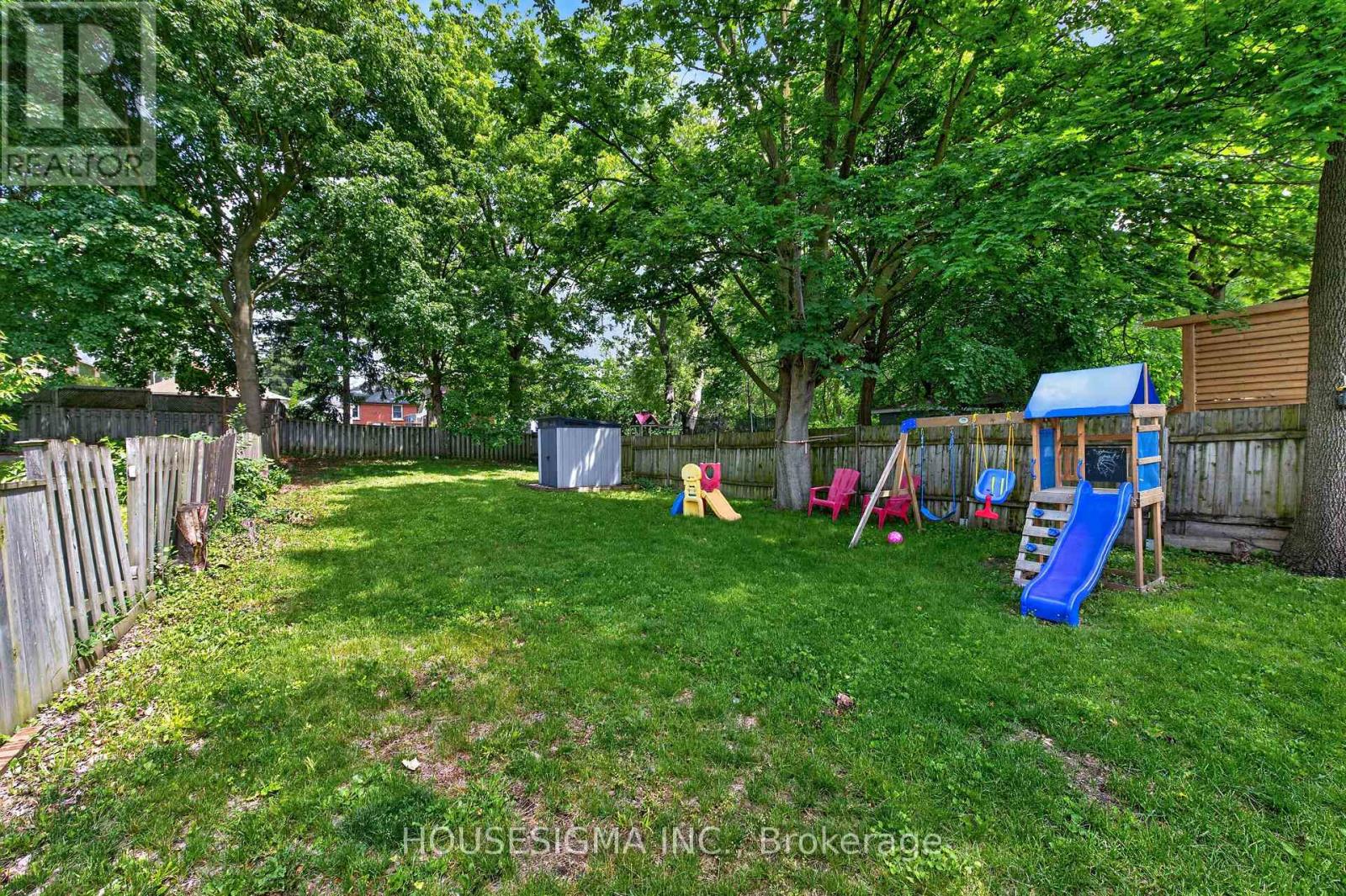 1296 York Street, London East, Ontario  N5W 2V4 - Photo 29 - X13433968