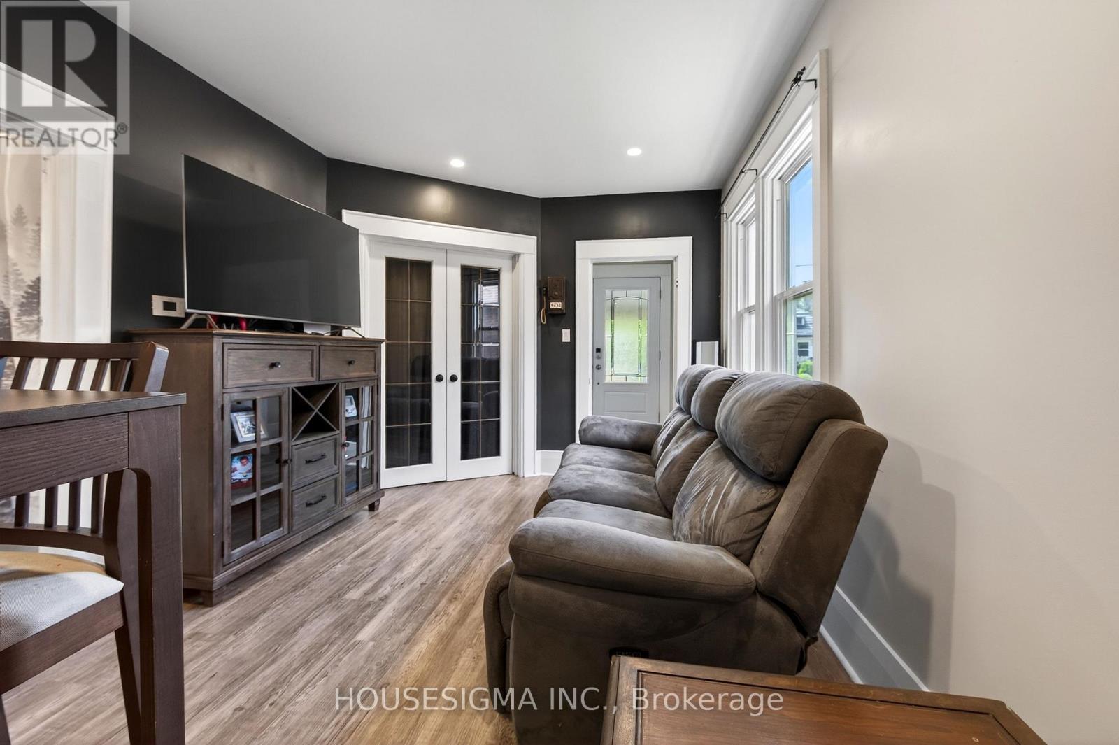 1296 York Street, London East, Ontario  N5W 2V4 - Photo 7 - X13433968