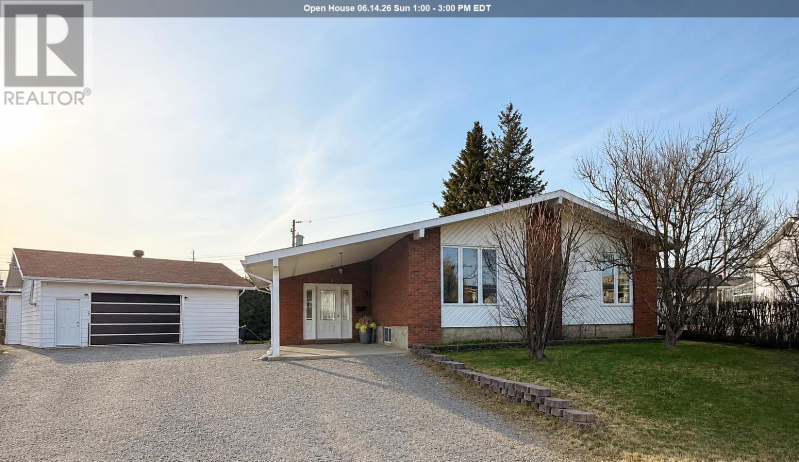 110 Court ST, Longlac, Ontario