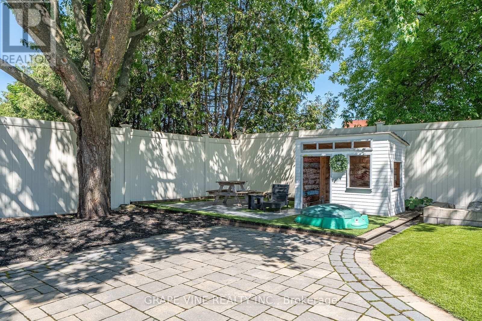 79 Homestead Street, Ottawa, Ontario  K2E 7T3 - Photo 10 - X13433866