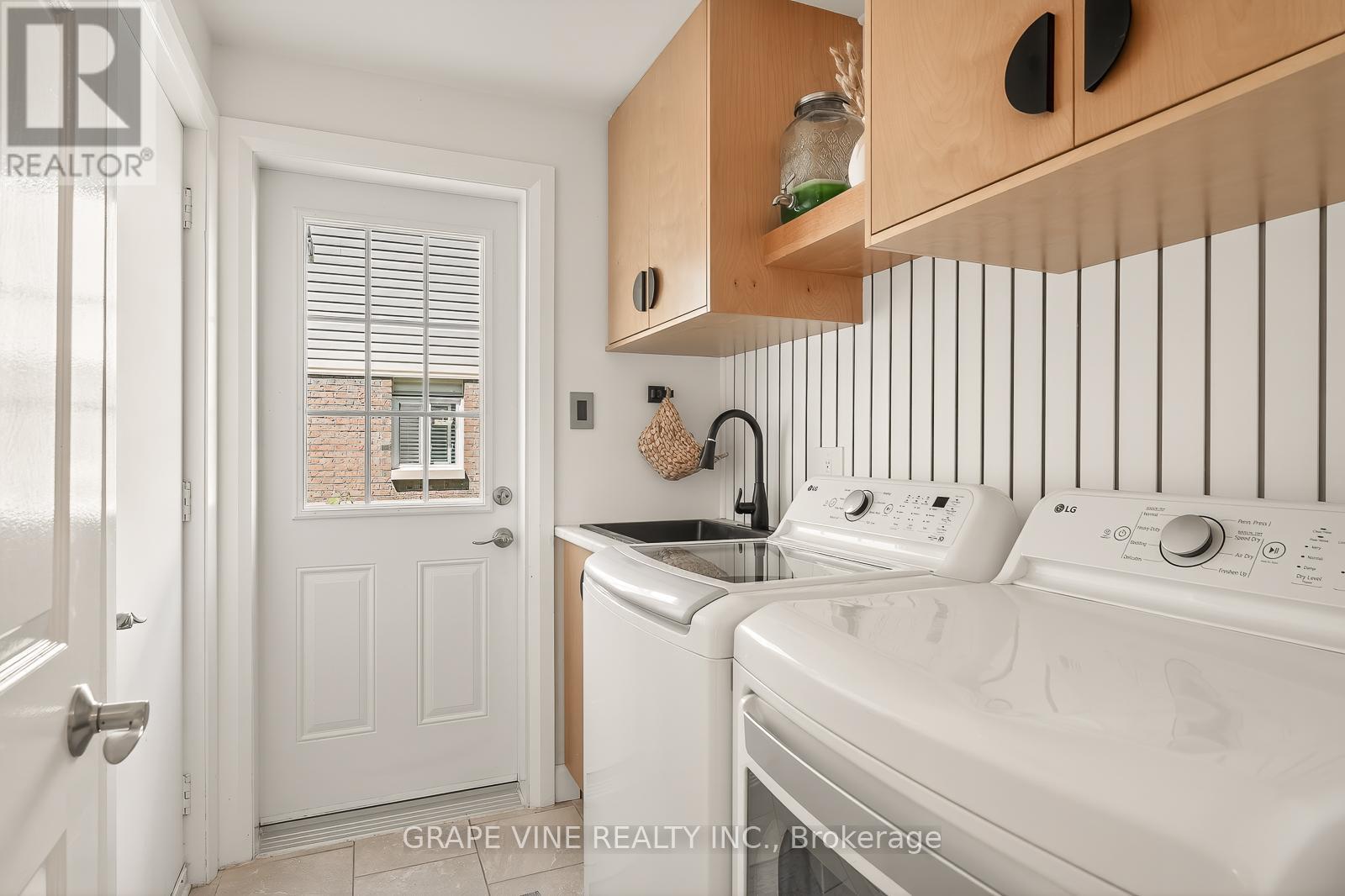79 Homestead Street, Ottawa, Ontario  K2E 7T3 - Photo 18 - X13433866
