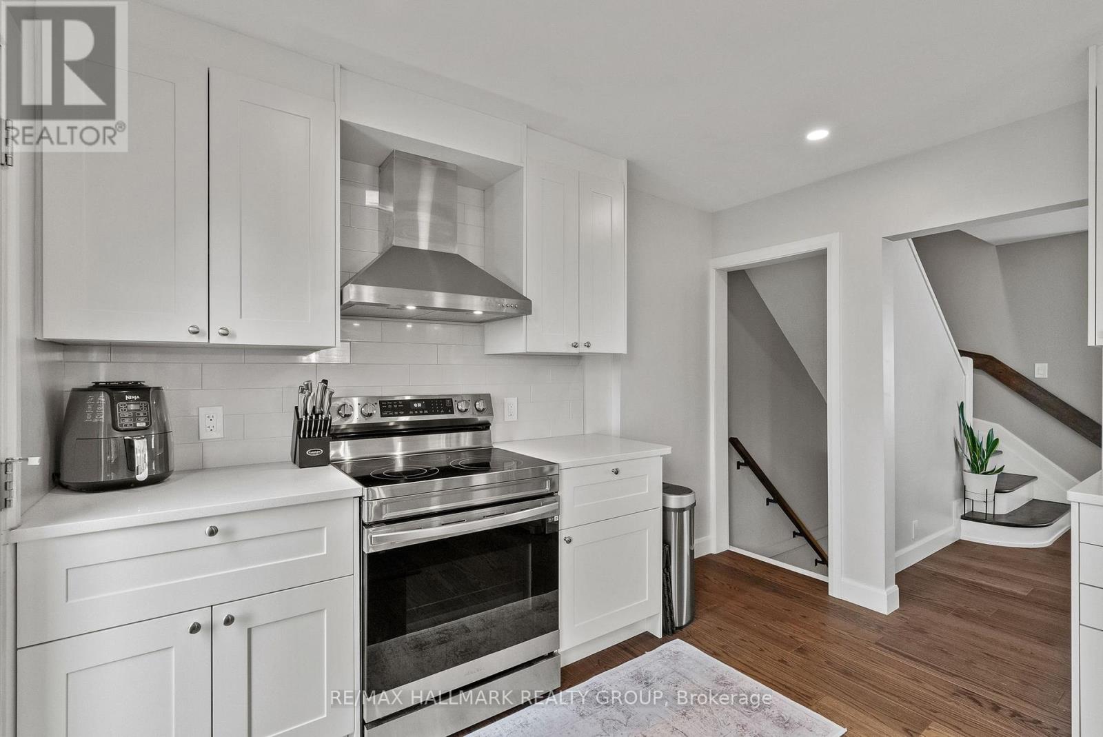 1252 Kingston Avenue, Ottawa, Ontario  K1Z 8K6 - Photo 9 - X13434116