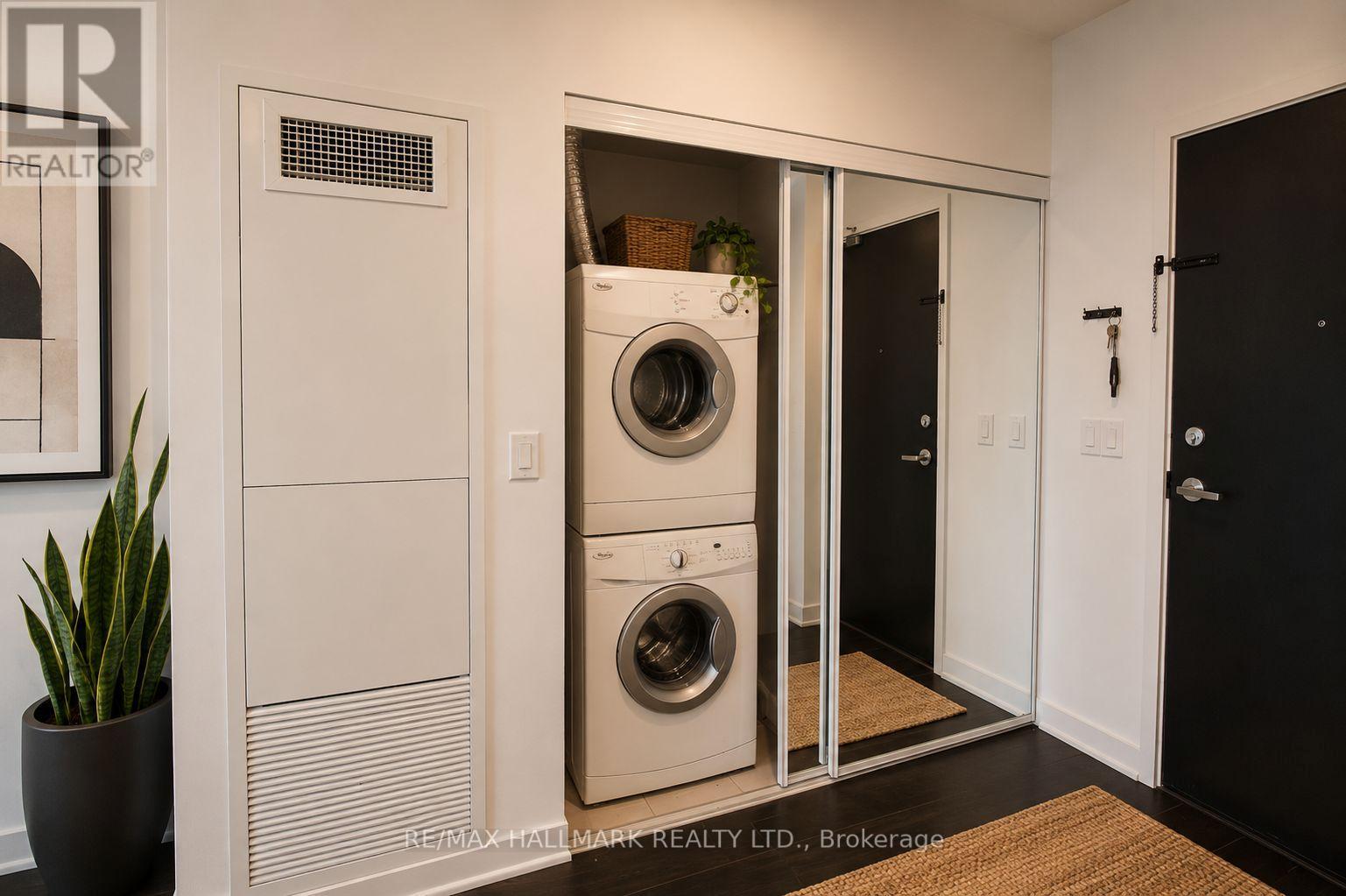2404 - 170 Sumach Street, Toronto, Ontario  M5A 3K2 - Photo 14 - C13430172