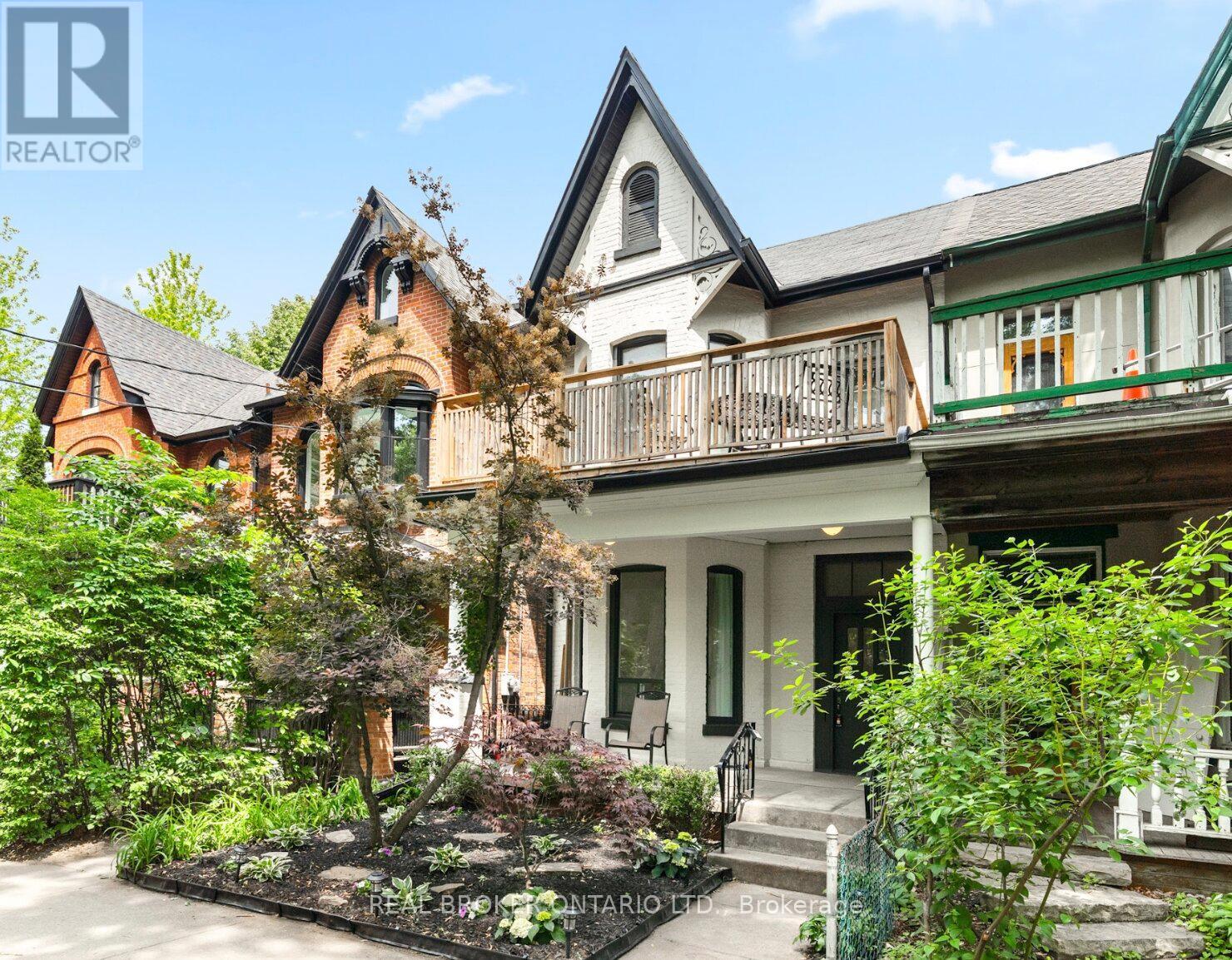 33 LAKEVIEW AVENUE, Toronto, Ontario