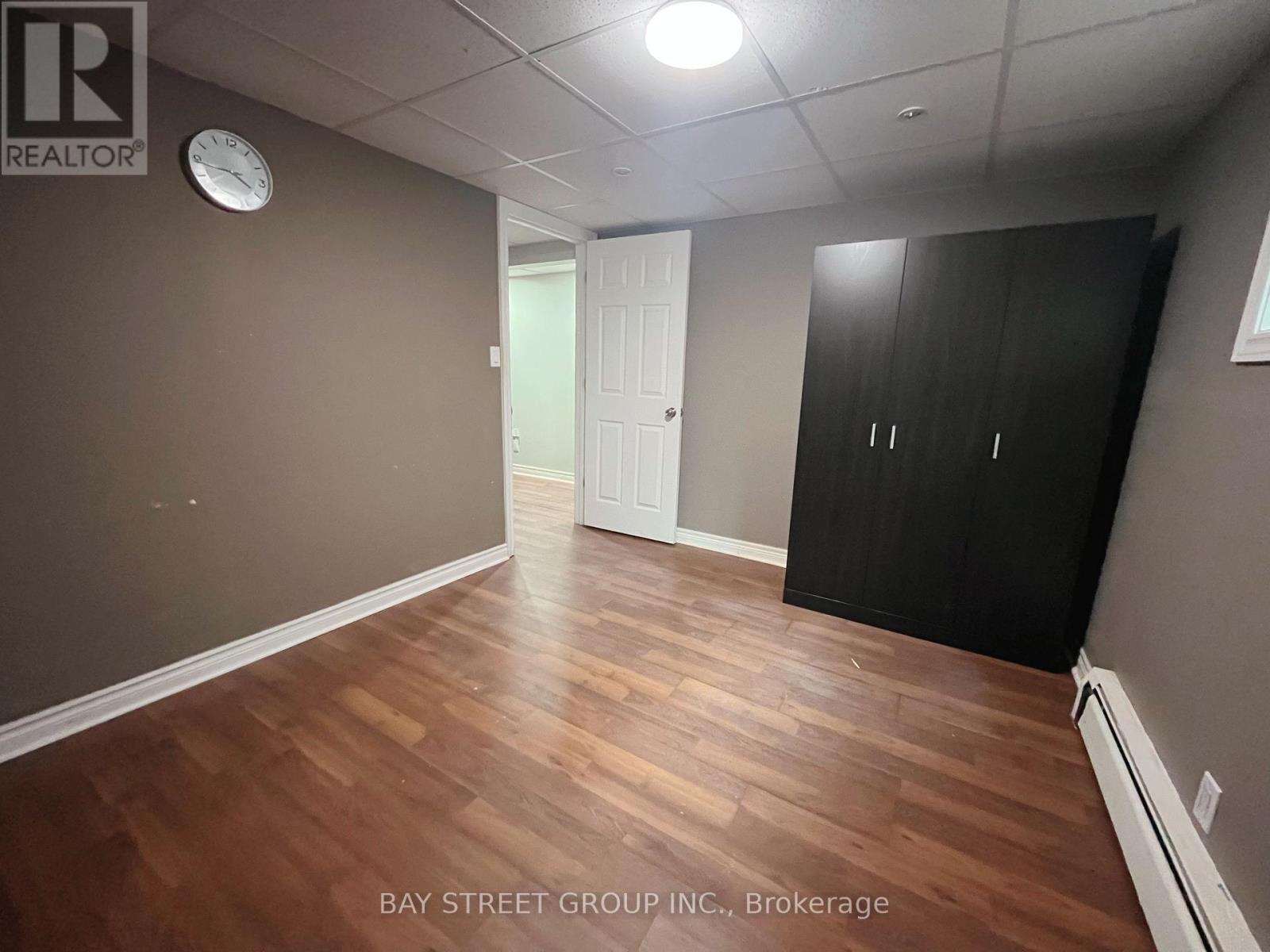 Lower - 106 St Davids Road, St. Catharines, Ontario  L2T 1P9 - Photo 3 - X13434020