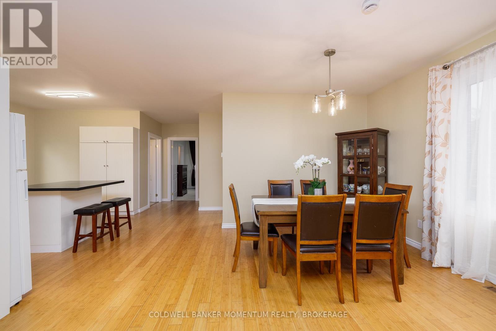 346 Helen Street, Fort Erie, Ontario  L0S 1B0 - Photo 6 - X13434098