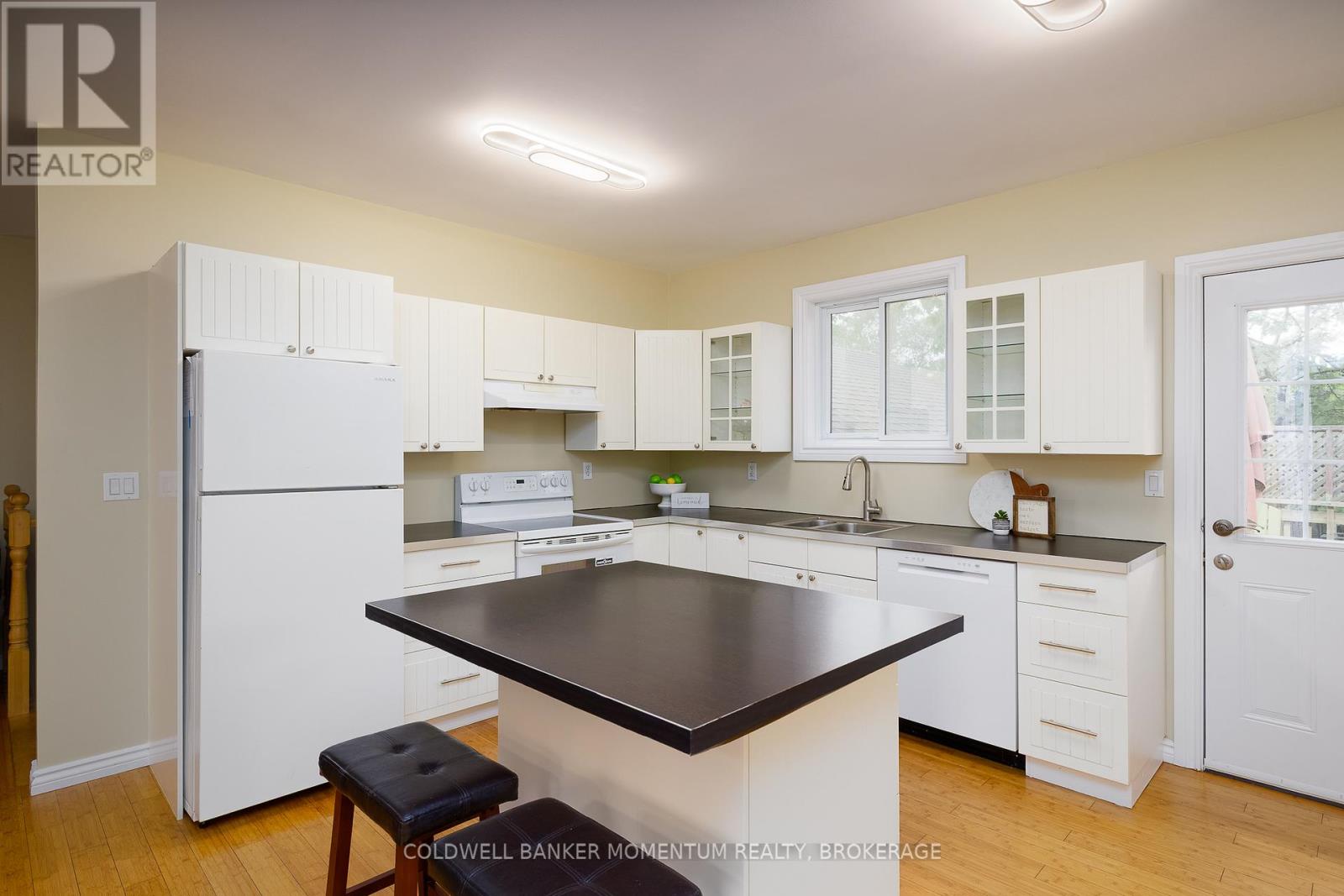 346 Helen Street, Fort Erie, Ontario  L0S 1B0 - Photo 8 - X13434098