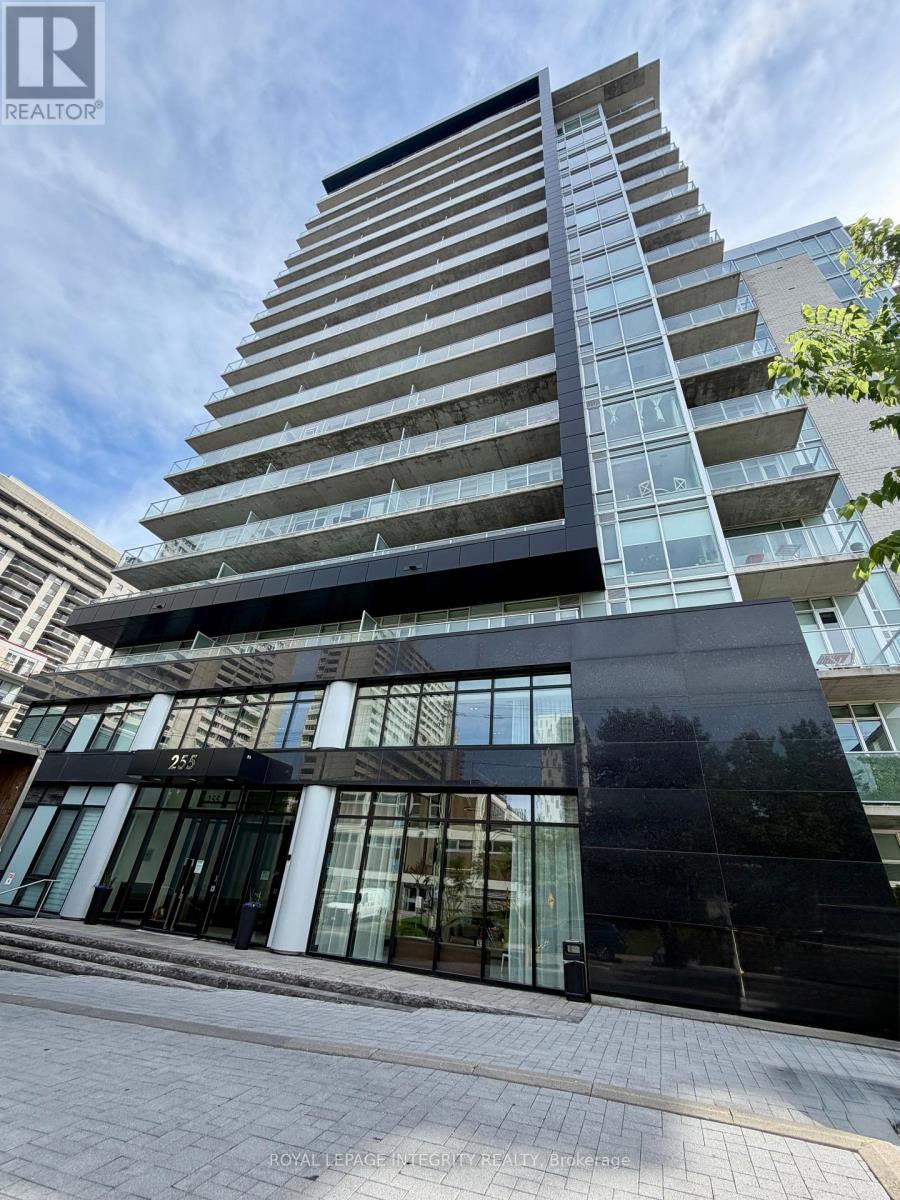 910 - 255 BAY STREET, Ottawa, Ontario
