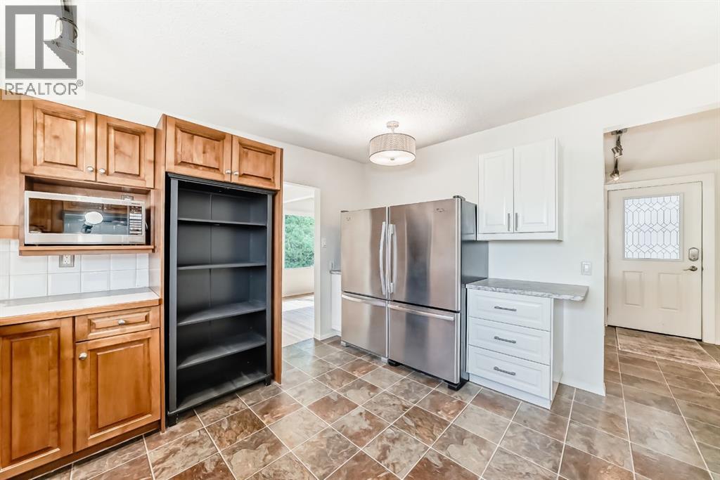 3415 Benton Drive Nw, Calgary, Alberta  T2L 1W7 - Photo 15 - A2305111