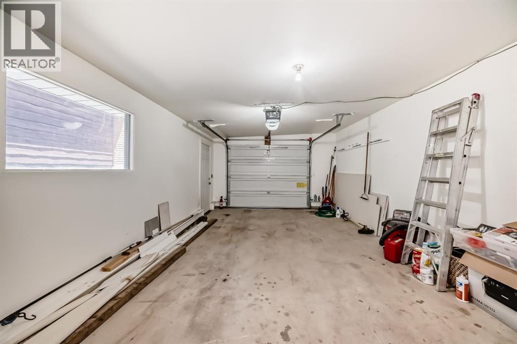 3415 Benton Drive Nw, Calgary, Alberta  T2L 1W7 - Photo 31 - A2305111