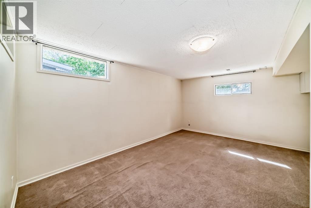 3415 Benton Drive Nw, Calgary, Alberta  T2L 1W7 - Photo 28 - A2305111
