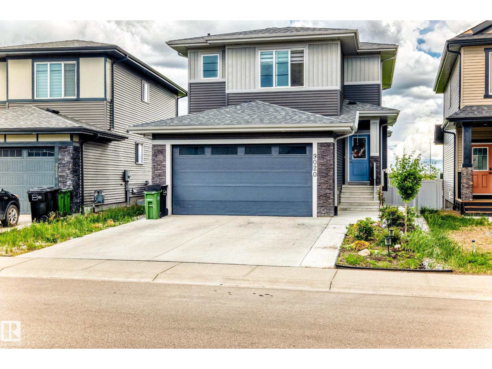 9020 183 AV NW, Edmonton, Alberta