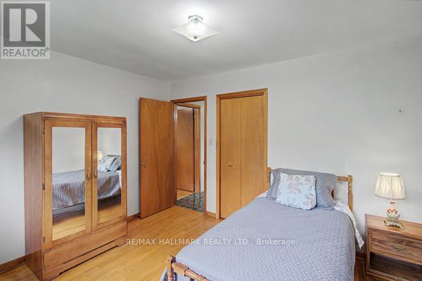 17 Chalet Road, Toronto, Ontario  M2J 3V3 - Photo 14 - C13434008