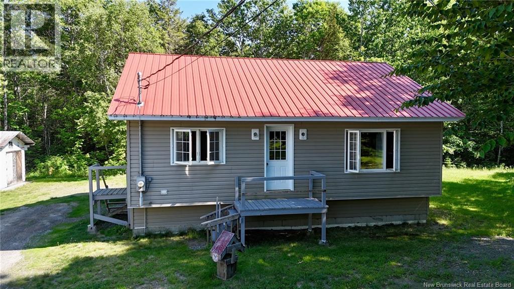 596 Mohannes Road, St. Stephen, New Brunswick  E3L 5V4 - Photo 5 - NB136482