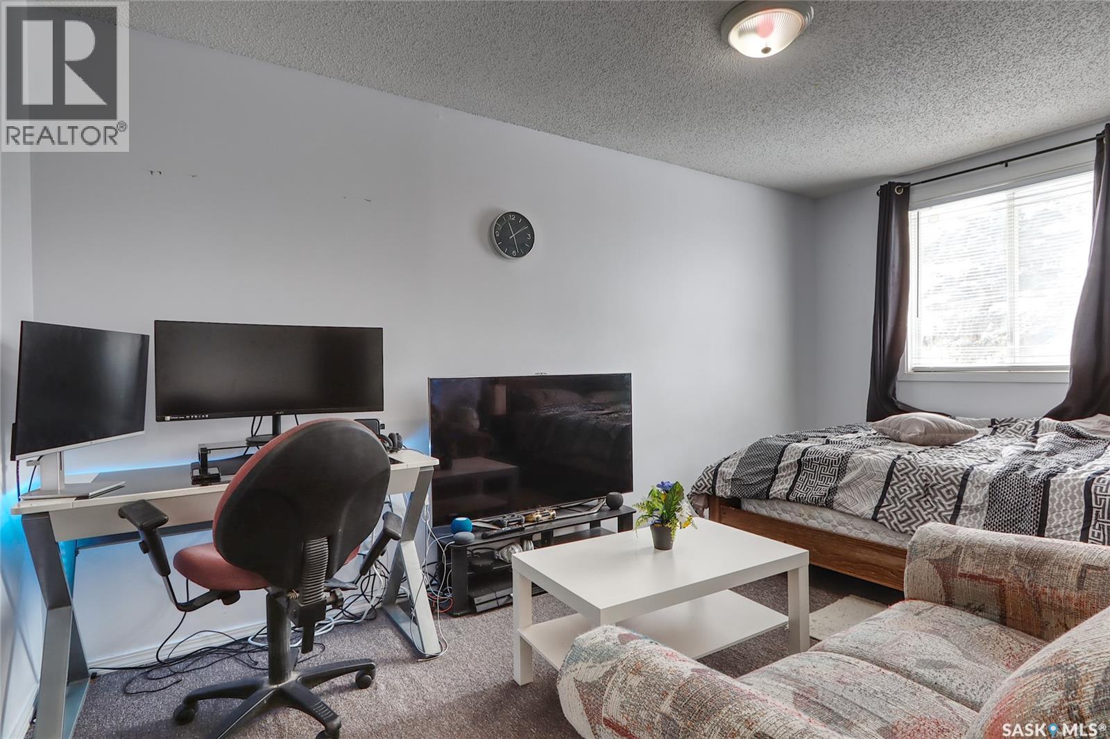 4160 Castle Road, Regina, Saskatchewan  S4S 6A4 - Photo 13 - SK031737