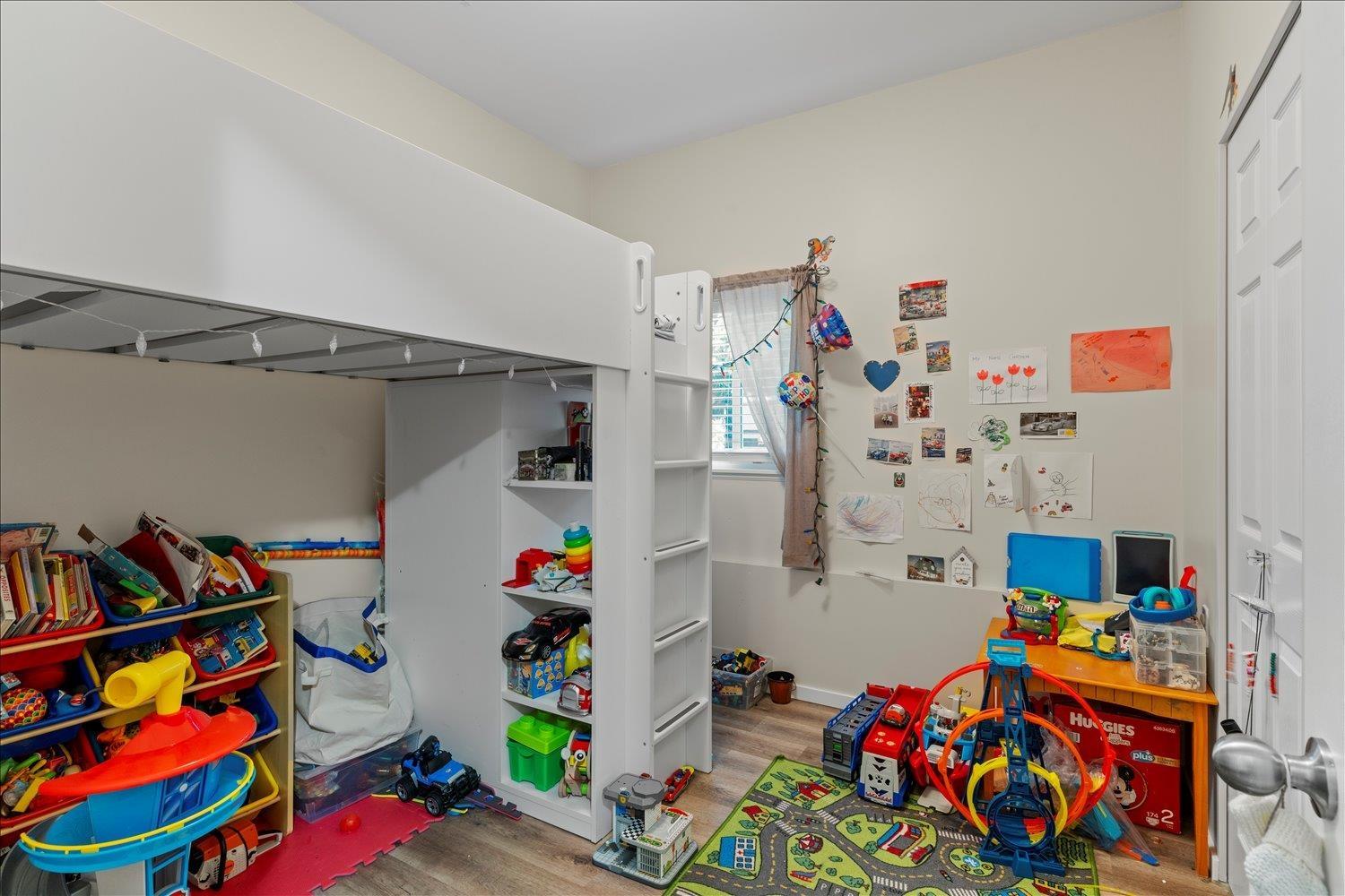 31191 Front Street, Yale 