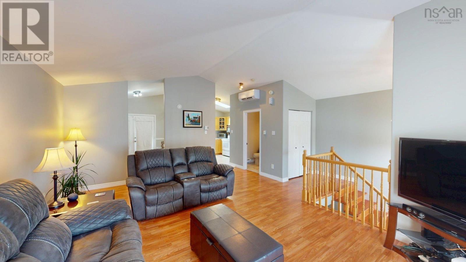 54 Serop Crescent, Eastern Passage, Nova Scotia  B3G 1P8 - Photo 5 - 202614161