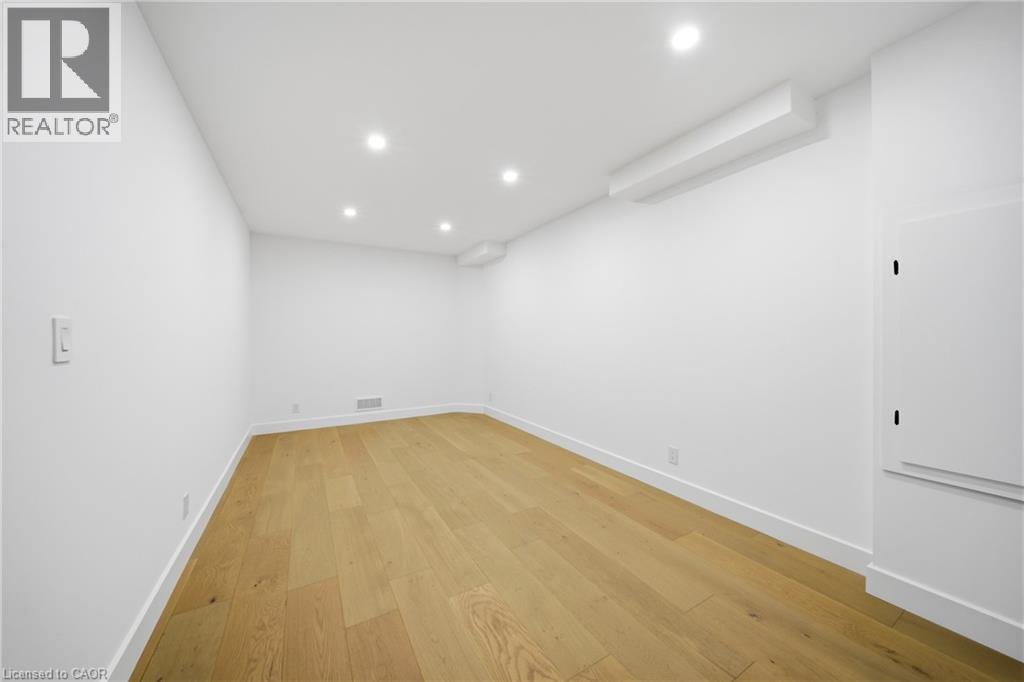 188 Niska Road, Guelph, Ontario  N1C 1B8 - Photo 39 - 40838187
