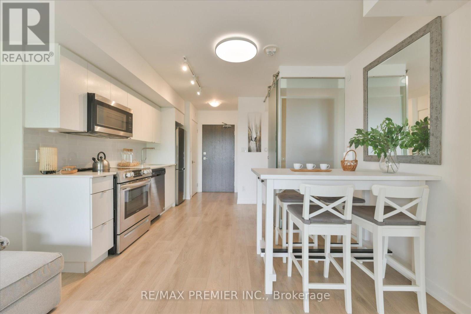 504 - 1401 O'connor Drive, Toronto, Ontario  M4B 2V5 - Photo 8 - E13431242