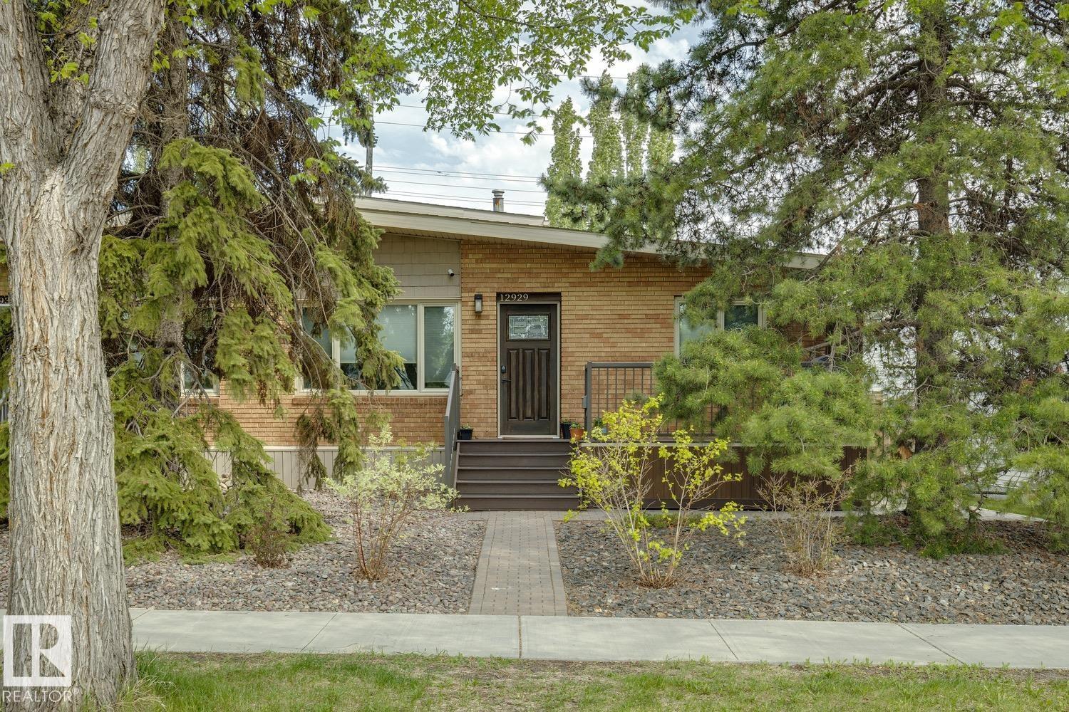 12929/31 103 ST NW, Edmonton, Alberta