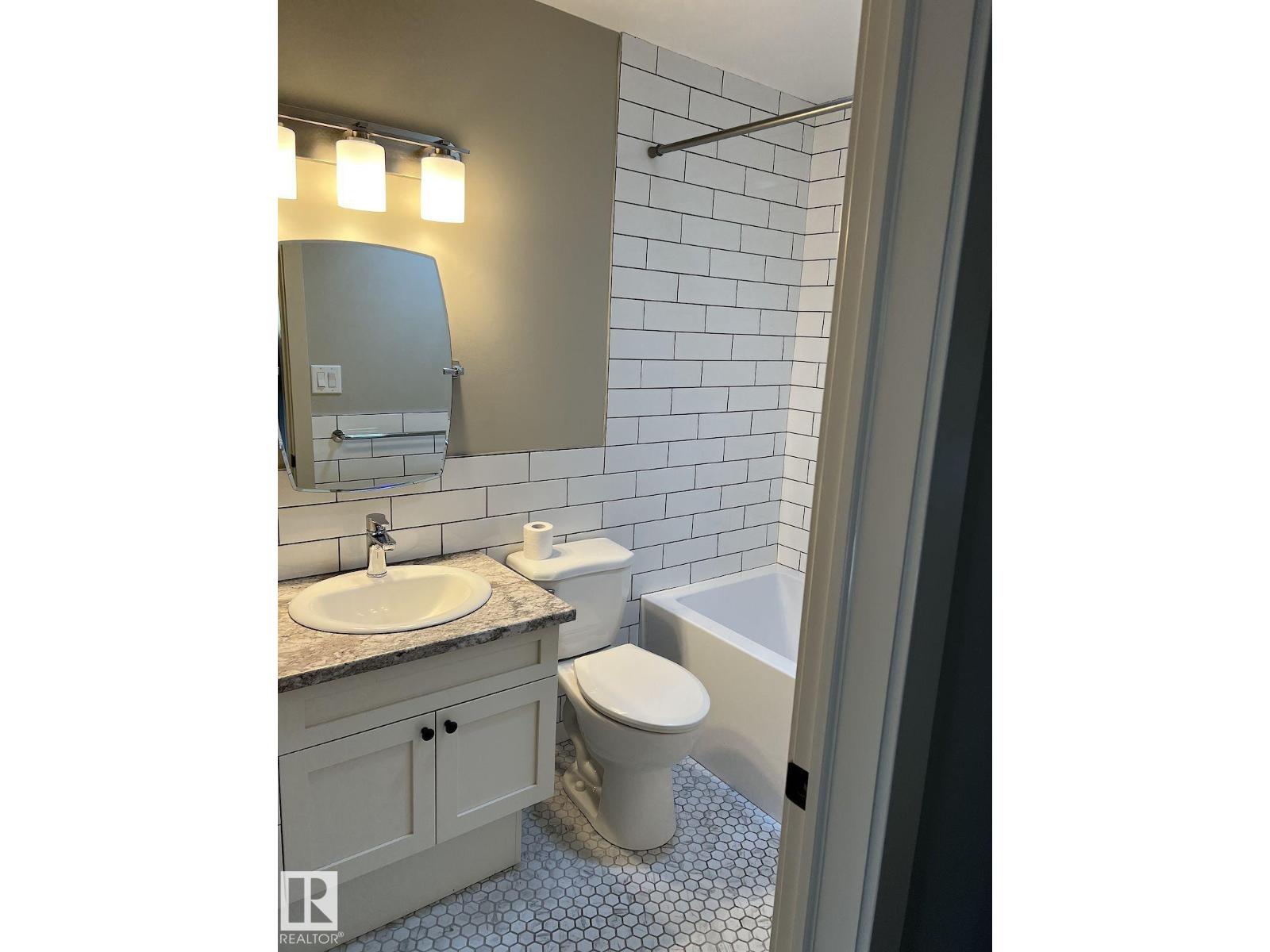 12929/31 103 St NW, Edmonton, Alberta  T5E 4M2 - Photo 32 - E4493159