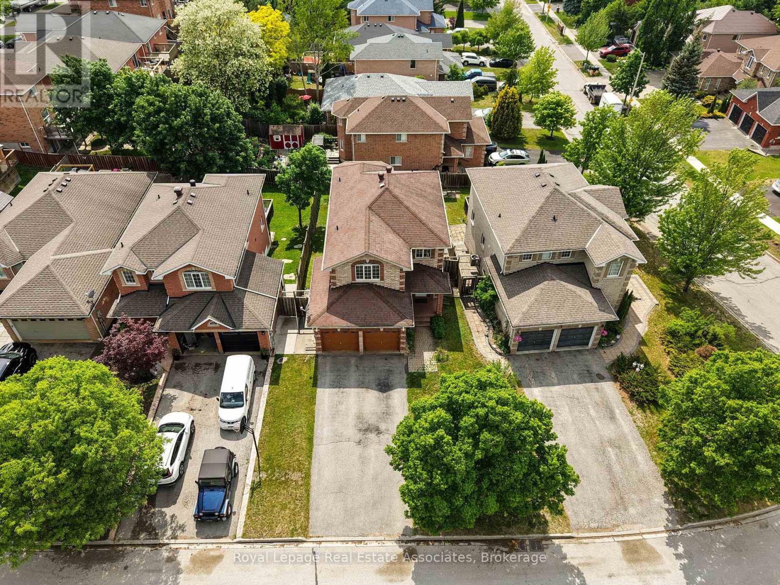 34 Bloom Crescent, Barrie, Ontario  L4N 0S8 - Photo 41 - S13427940