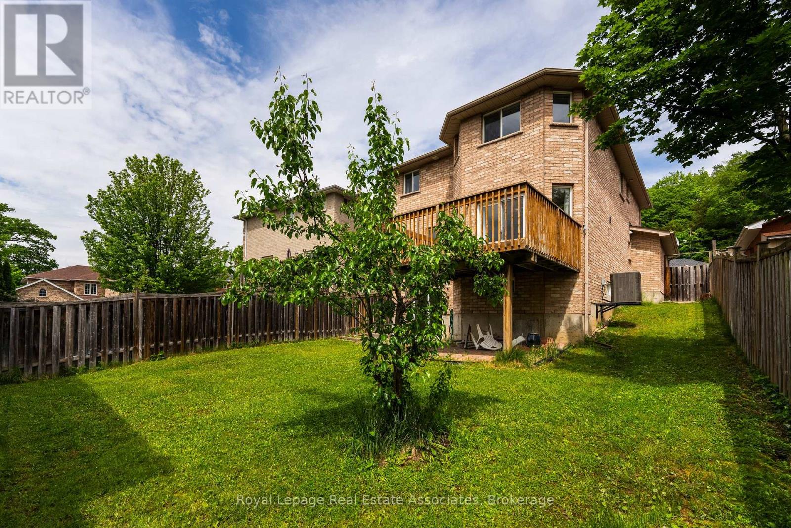 34 Bloom Crescent, Barrie, Ontario  L4N 0S8 - Photo 38 - S13427940
