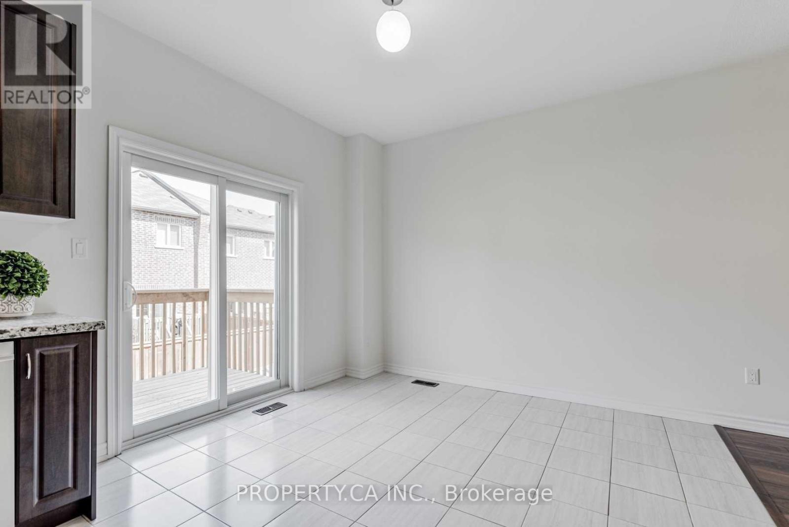 1277 Peelar Crescent, Innisfil (Lefroy), Ontario L0L 1W0 - Photo 10 - N13433916
