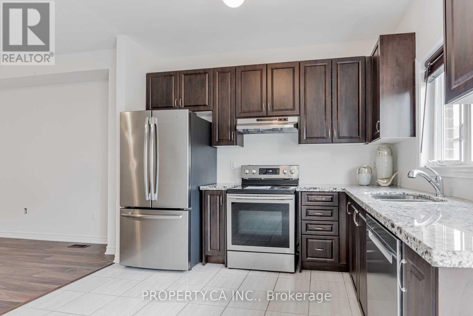 1277 Peelar Crescent, Innisfil (Lefroy), Ontario L0L 1W0 - Photo 12 - N13433916
