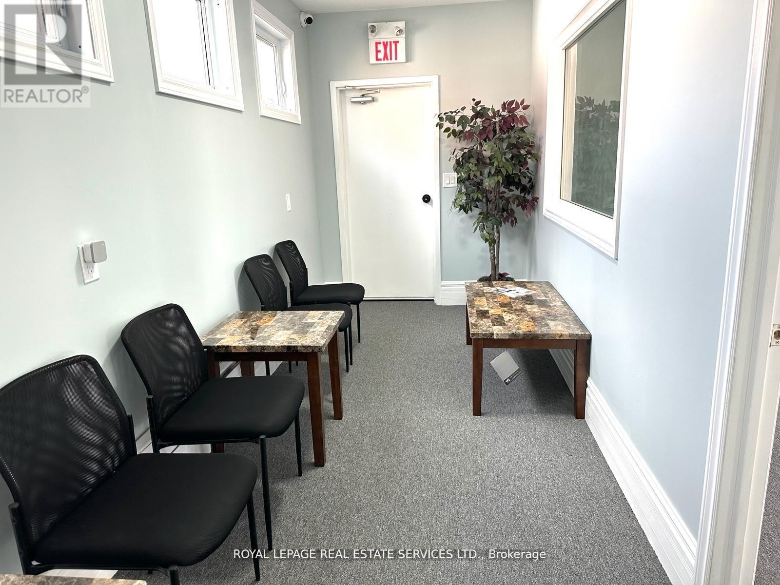 Main Floor - 100 Essa Road, Barrie (Allandale Centre), Ontario  L4N 3K7 - Photo 18 - S13433994