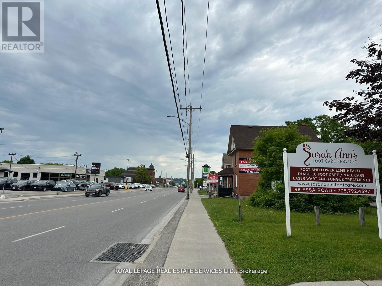 Main Floor - 100 Essa Road, Barrie (Allandale Centre), Ontario  L4N 3K7 - Photo 32 - S13433994