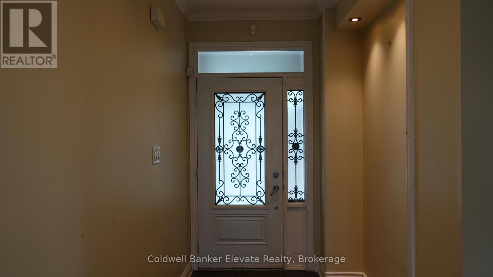 20 Goldnugget Road, Brampton, Ontario  L6Y 5N7 - Photo 2 - W13434084