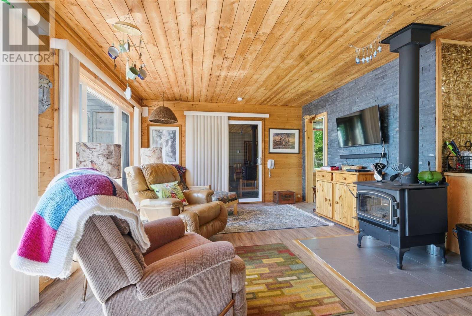 2116 Highway 557, Blind River, Ontario  P0R 1B0 - Photo 9 - SM261422