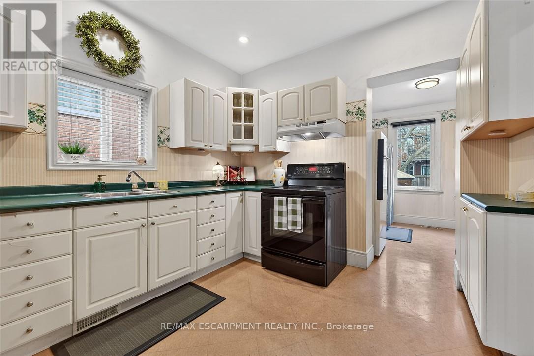 151 Holton Avenue S, Hamilton, Ontario  L8M 2L6 - Photo 20 - X13434012